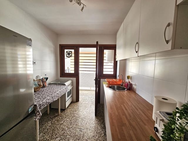 4 makuuhuone Asunto myytävänä paikassa Carboneras - 155 000 € (Ref: 9630508)