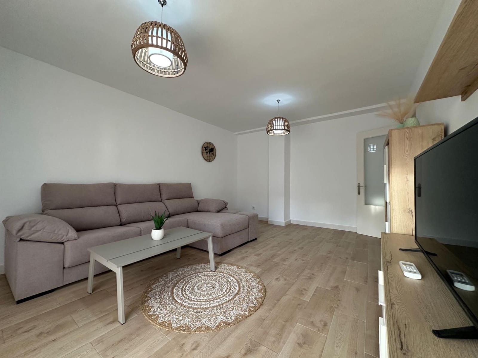 Appartement de 3 chambres à louer à Fines - 500 € (Ref: 9656193)