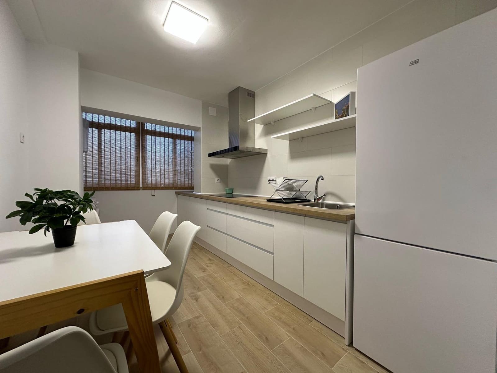 Appartement de 3 chambres à louer à Fines - 500 € (Ref: 9656193)