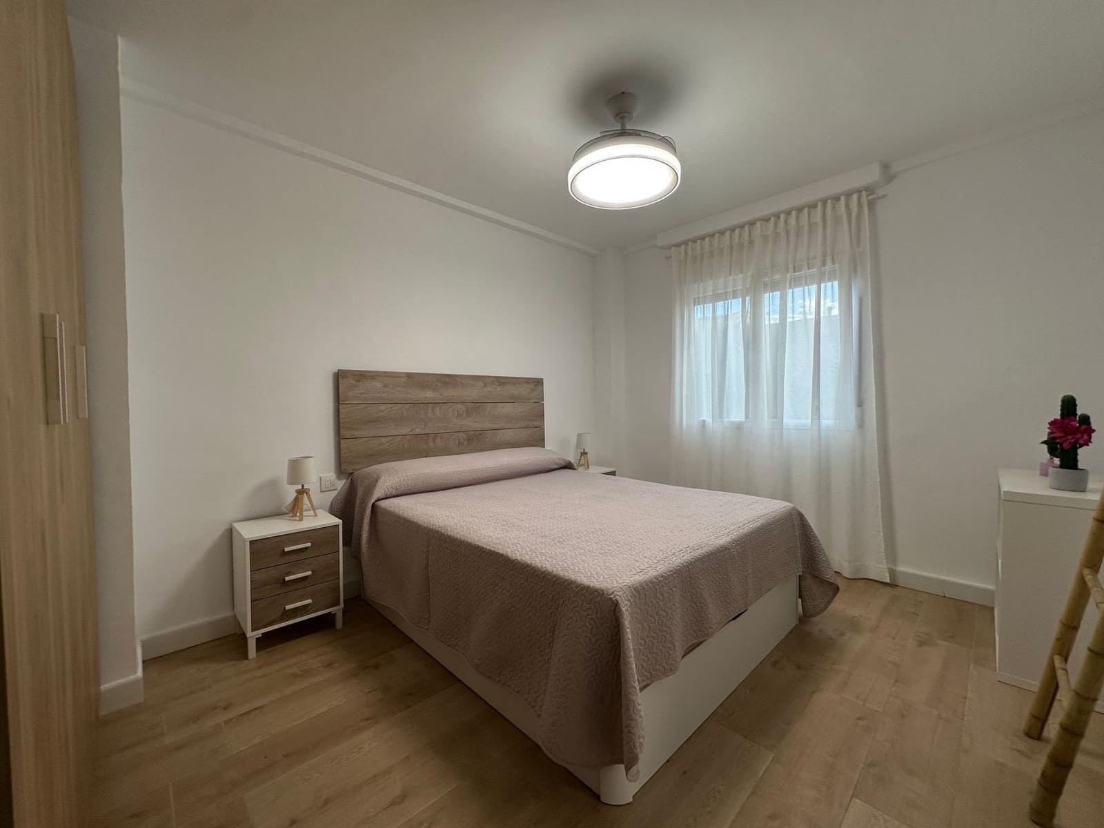 Appartement de 3 chambres à louer à Fines - 500 € (Ref: 9656193)