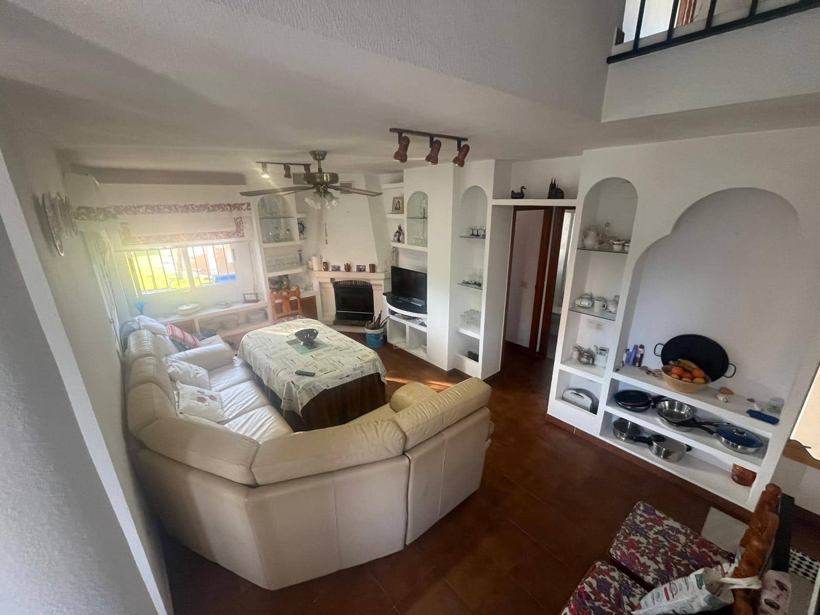 4 makuuhuone Paritalo myytävänä paikassa Nuevo Portil mukana uima-altaan - 354 900 € (Ref: 9456585)