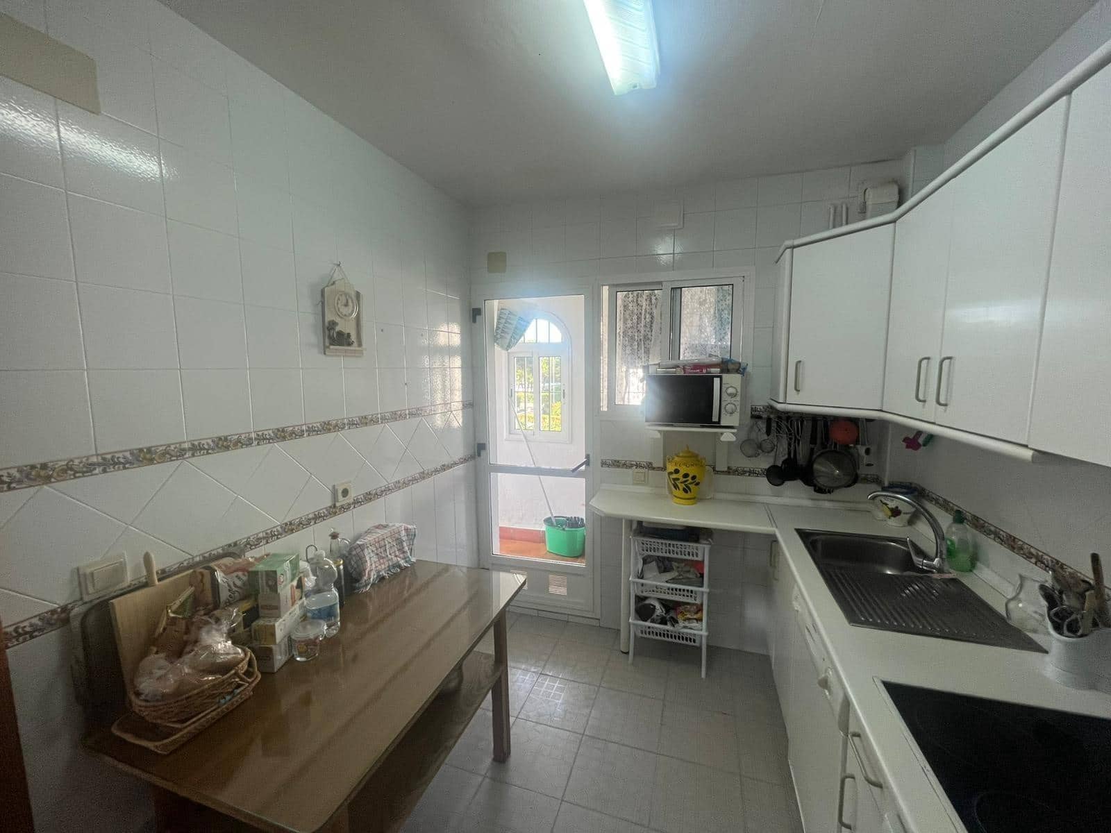 4 makuuhuone Paritalo myytävänä paikassa Nuevo Portil mukana uima-altaan - 354 900 € (Ref: 9456585)