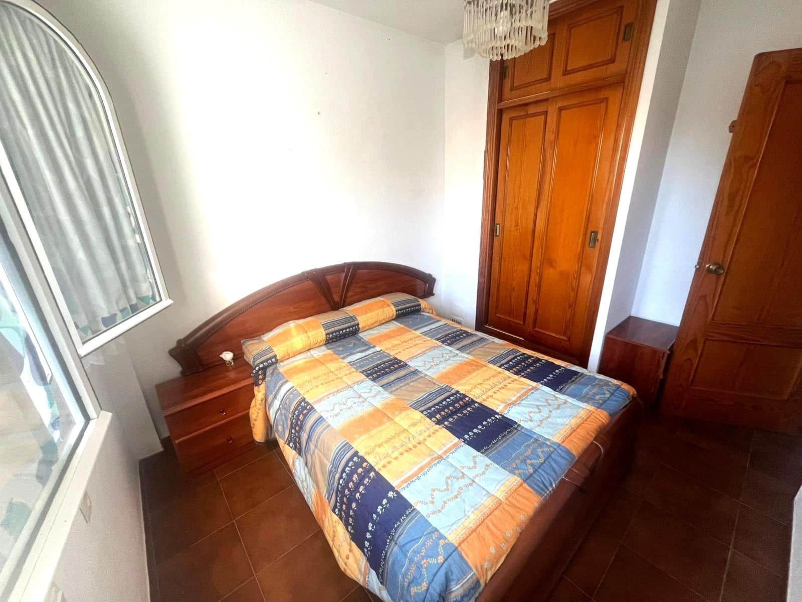 4 makuuhuone Paritalo myytävänä paikassa Nuevo Portil mukana uima-altaan - 354 900 € (Ref: 9456585)