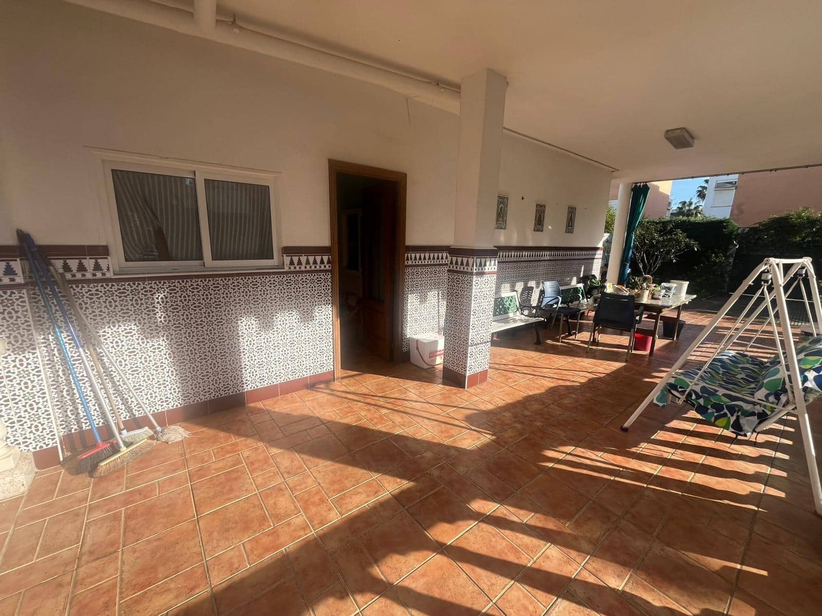 4 makuuhuone Paritalo myytävänä paikassa Nuevo Portil mukana uima-altaan - 354 900 € (Ref: 9456585)