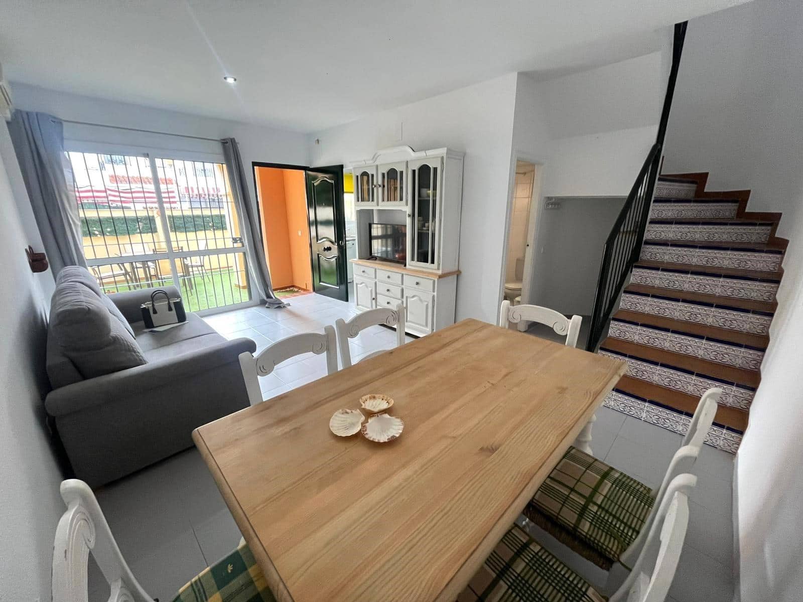 2 bedroom Terraced Villa for sale in Punta Umbria - € 189,900 (Ref: 9456586)