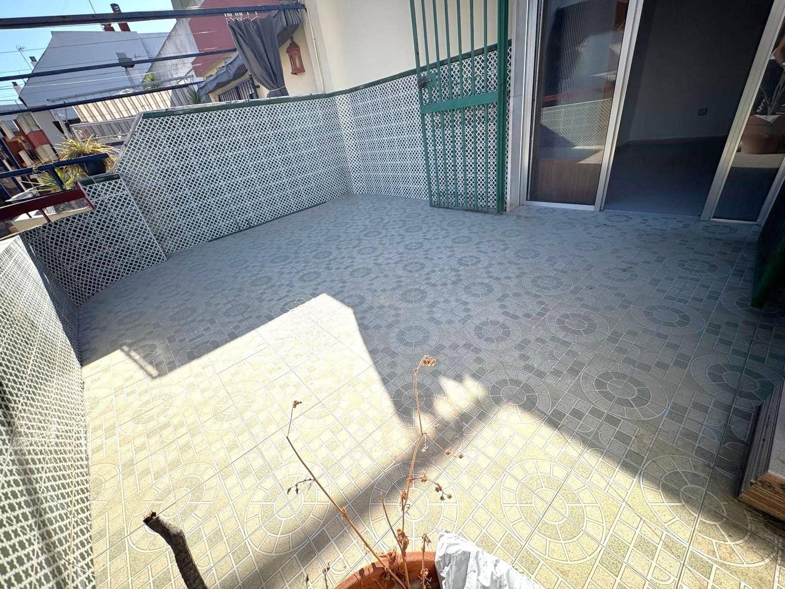 Ático de 3 habitaciones en Huelva ciudad en venta con garaje - 215.000 € (Ref: 9456587)