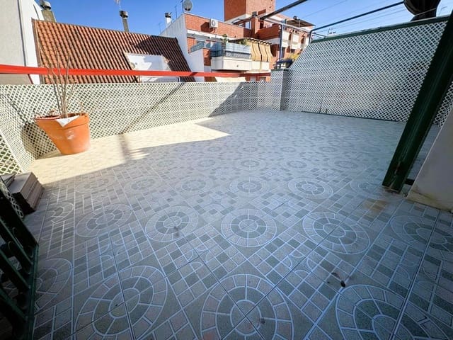 Ático de 3 habitaciones en Huelva ciudad en venta con garaje - 215.000 € (Ref: 9456587)