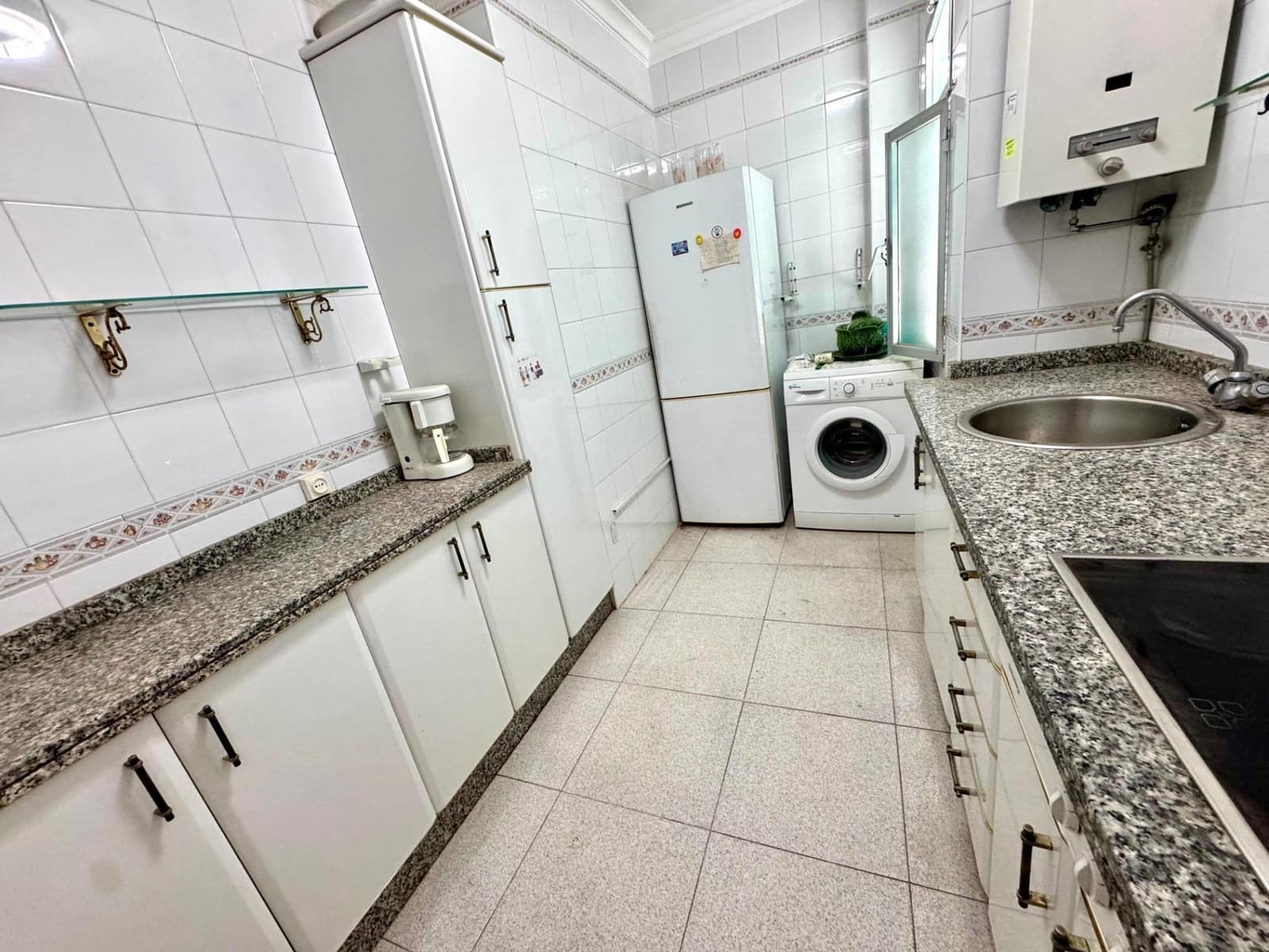 Ático de 3 habitaciones en Huelva ciudad en venta con garaje - 215.000 € (Ref: 9456587)