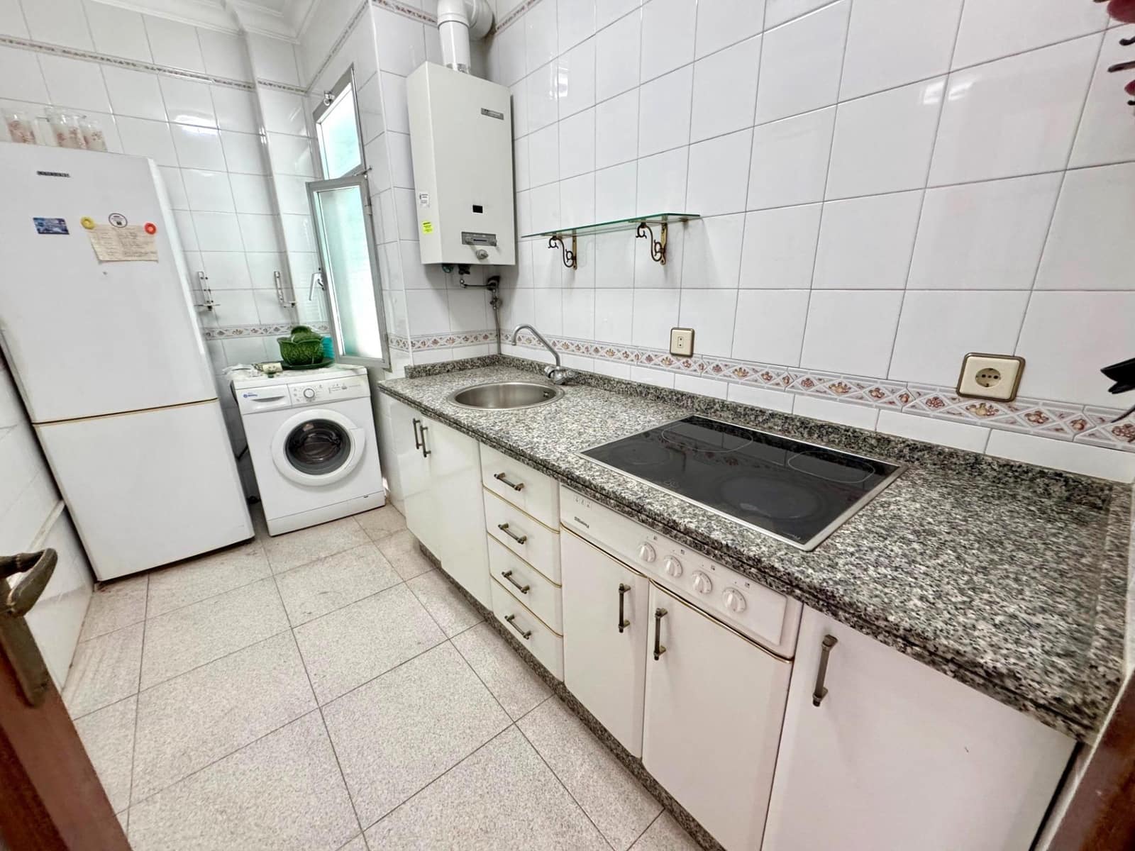 Ático de 3 habitaciones en Huelva ciudad en venta con garaje - 215.000 € (Ref: 9456587)