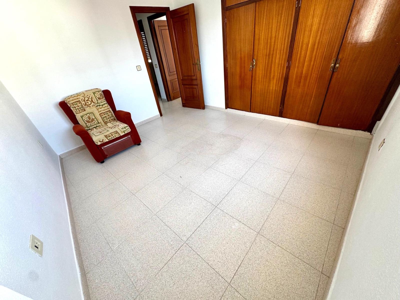 Ático de 3 habitaciones en Huelva ciudad en venta con garaje - 215.000 € (Ref: 9456587)