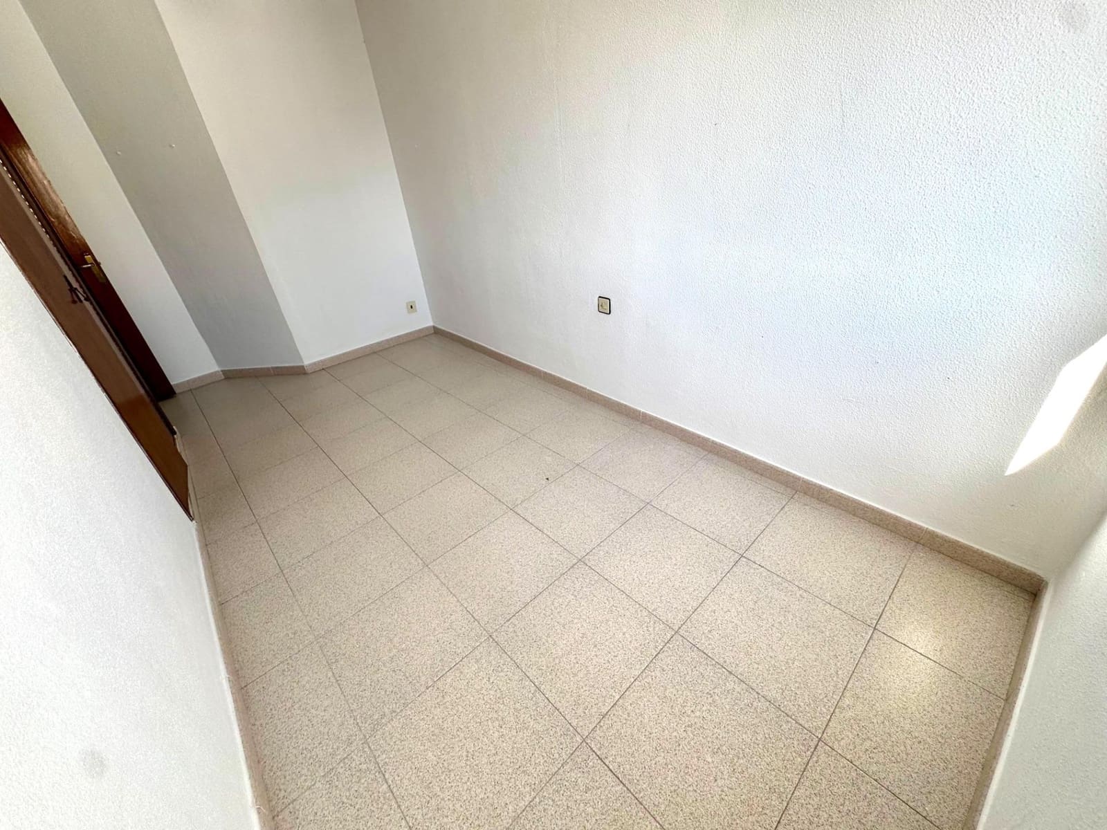 Ático de 3 habitaciones en Huelva ciudad en venta con garaje - 215.000 € (Ref: 9456587)