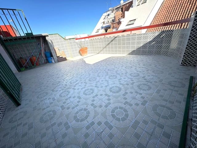 Ático de 3 habitaciones en Huelva ciudad en venta con garaje - 209.900 € (Ref: 9456587)