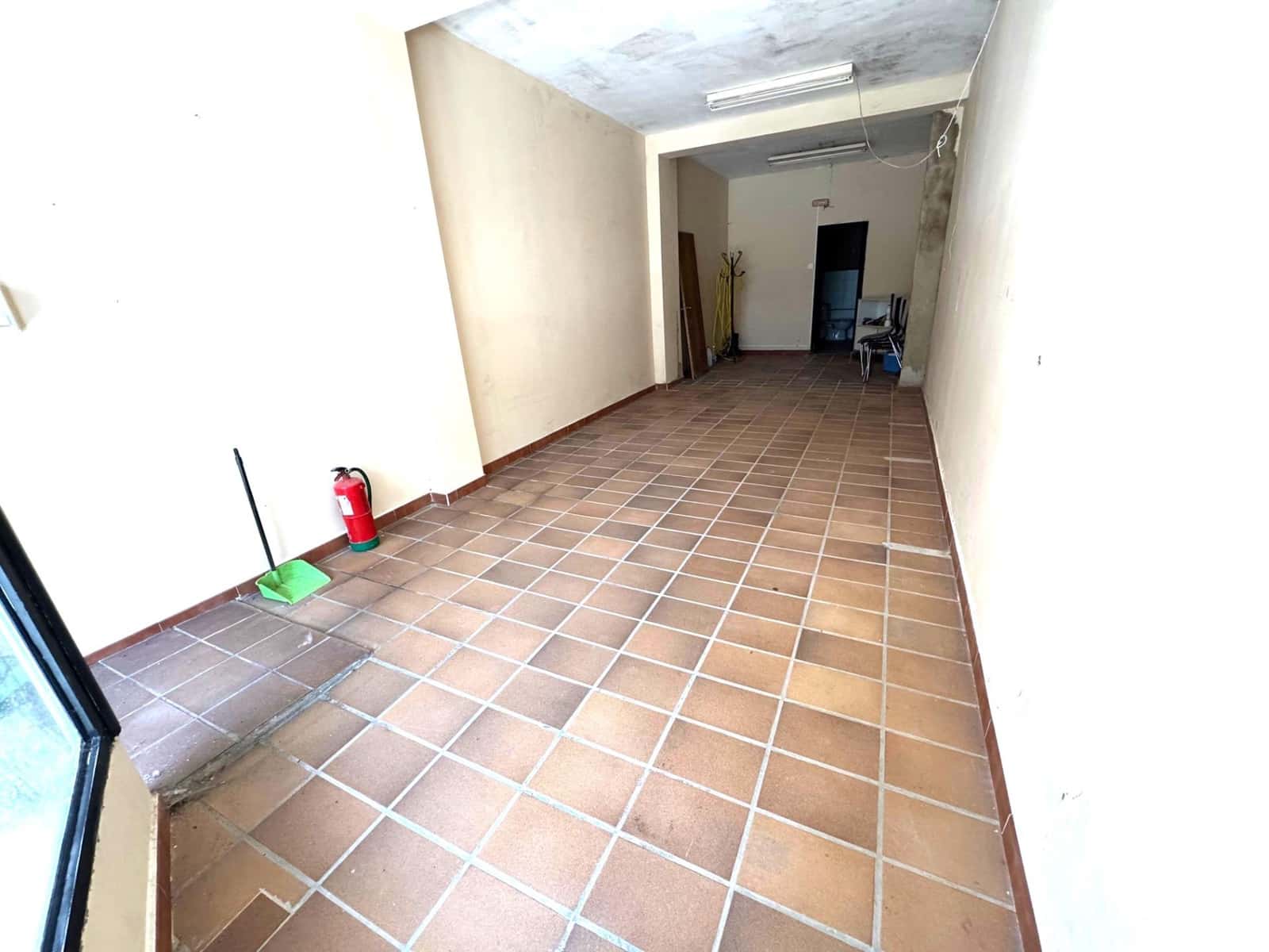 Kommersiell til salgs i Punta Umbria - € 119 900 (Ref: 9456590)