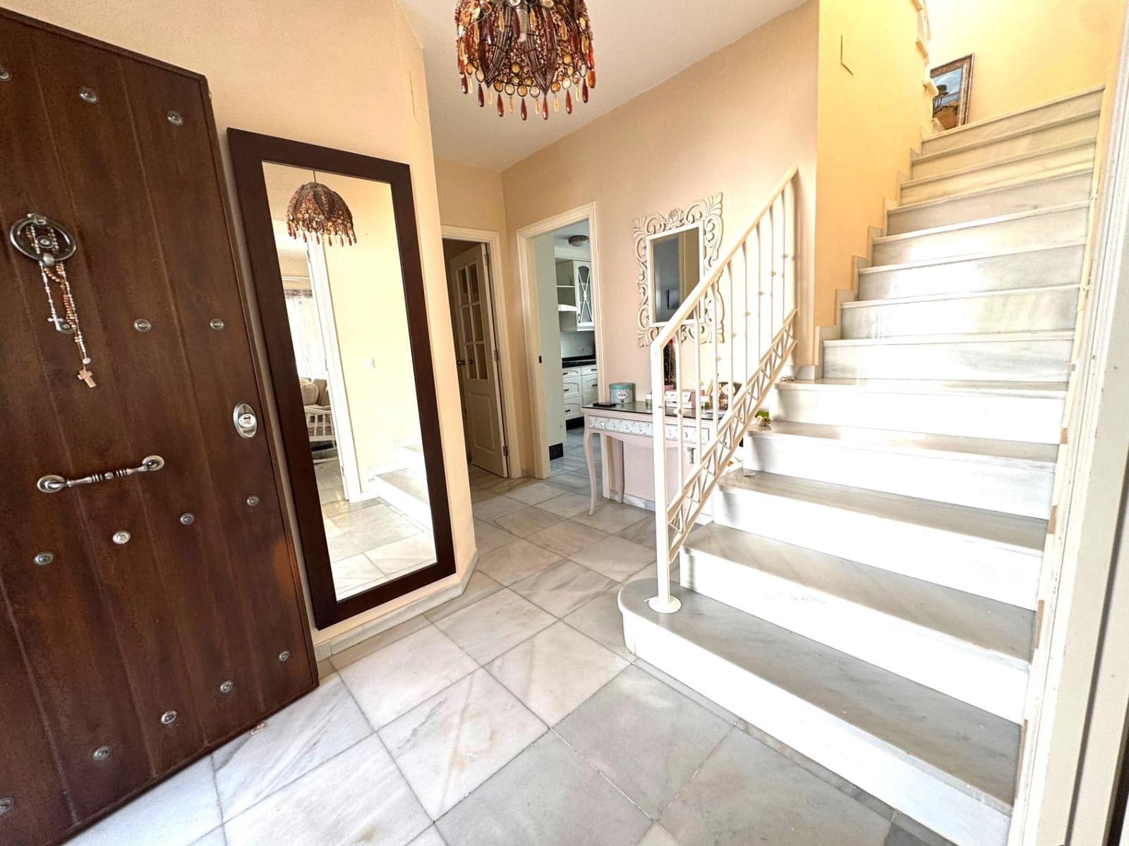 4 bedroom Villa for sale in El Portil with pool garage - € 578,900 (Ref: 9456592)