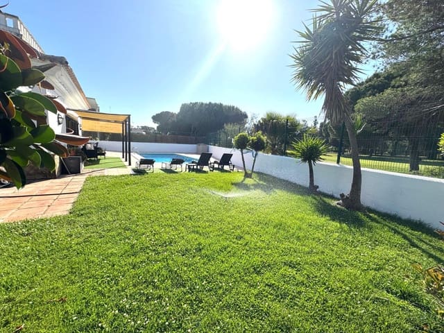 4 bedroom Villa for sale in El Portil, Punta Umbría with pool garage - € 578,900 (Ref: 9456592)