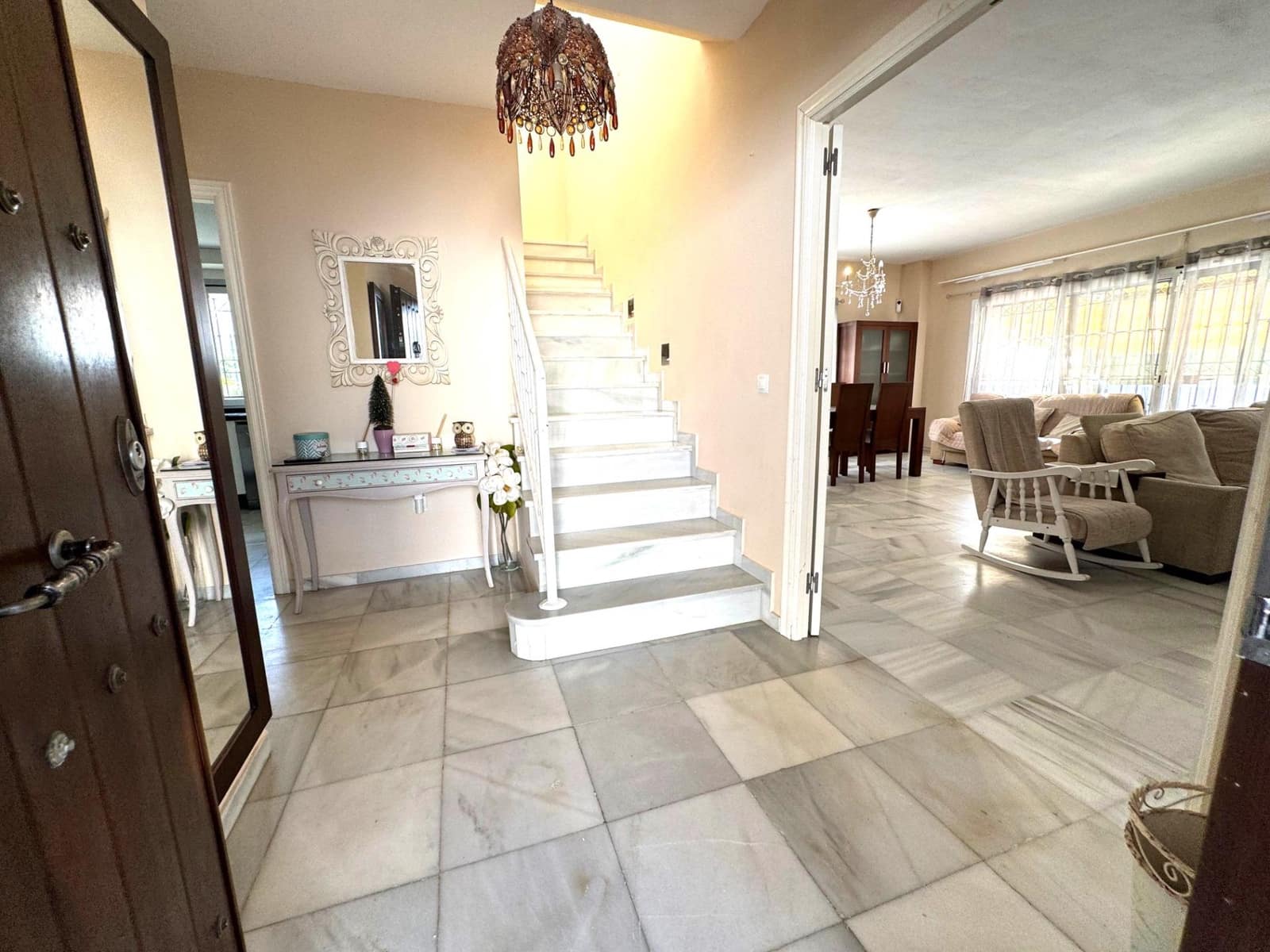 4 bedroom Villa for sale in El Portil with pool garage - € 578,900 (Ref: 9456592)