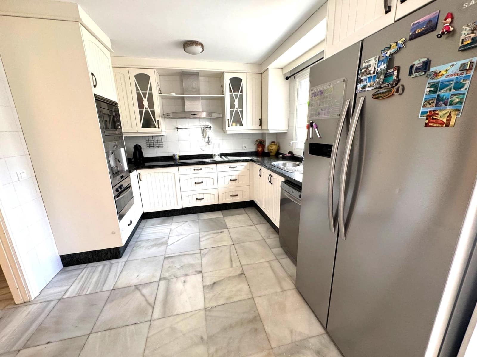 4 bedroom Villa for sale in El Portil with pool garage - € 578,900 (Ref: 9456592)