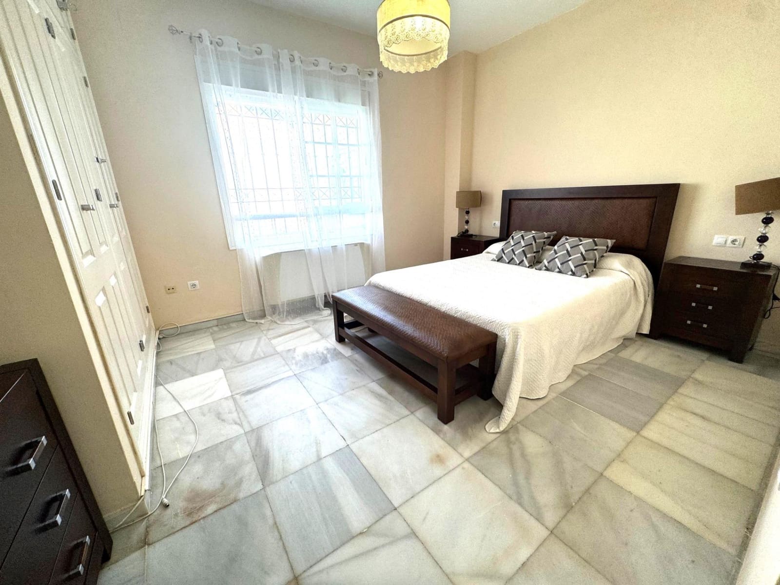 4 bedroom Villa for sale in El Portil with pool garage - € 578,900 (Ref: 9456592)