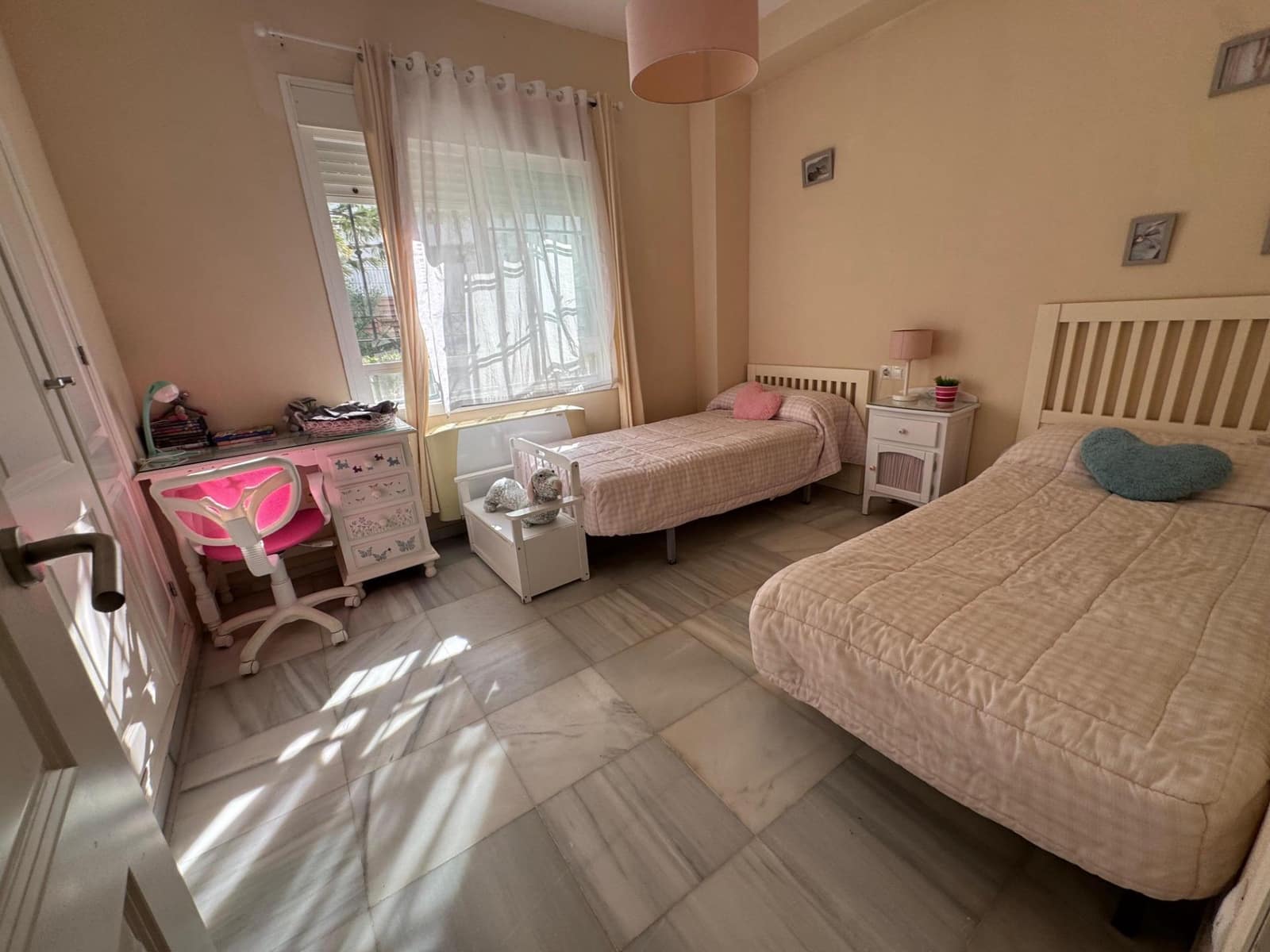 4 bedroom Villa for sale in El Portil with pool garage - € 578,900 (Ref: 9456592)