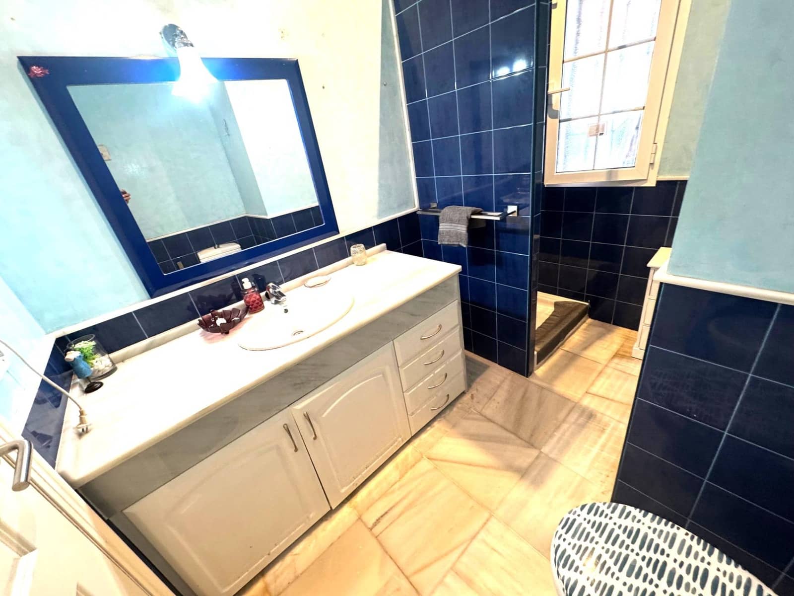 4 bedroom Villa for sale in El Portil with pool garage - € 578,900 (Ref: 9456592)