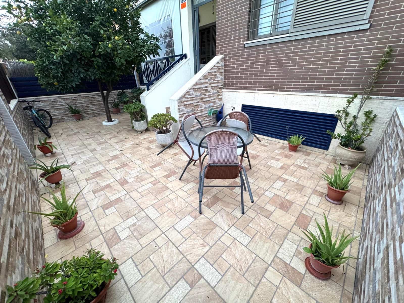 4 soverom Rekkehus til salgs i Punta Umbria med svømmebasseng garasje - € 399 900 (Ref: 9456595)