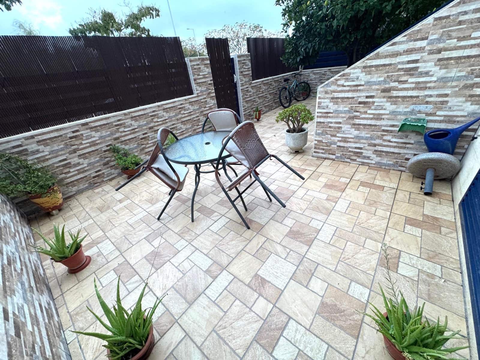 4 soverom Rekkehus til salgs i Punta Umbria med svømmebasseng garasje - € 399 900 (Ref: 9456595)