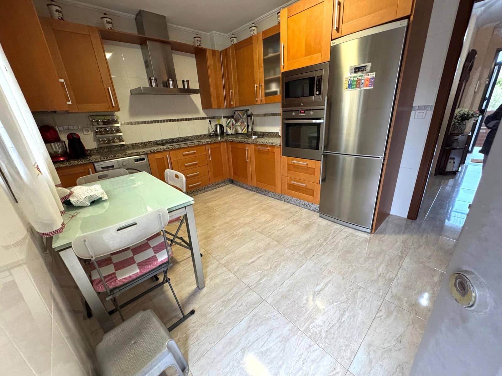 4 soverom Rekkehus til salgs i Punta Umbria med svømmebasseng garasje - € 399 900 (Ref: 9456595)