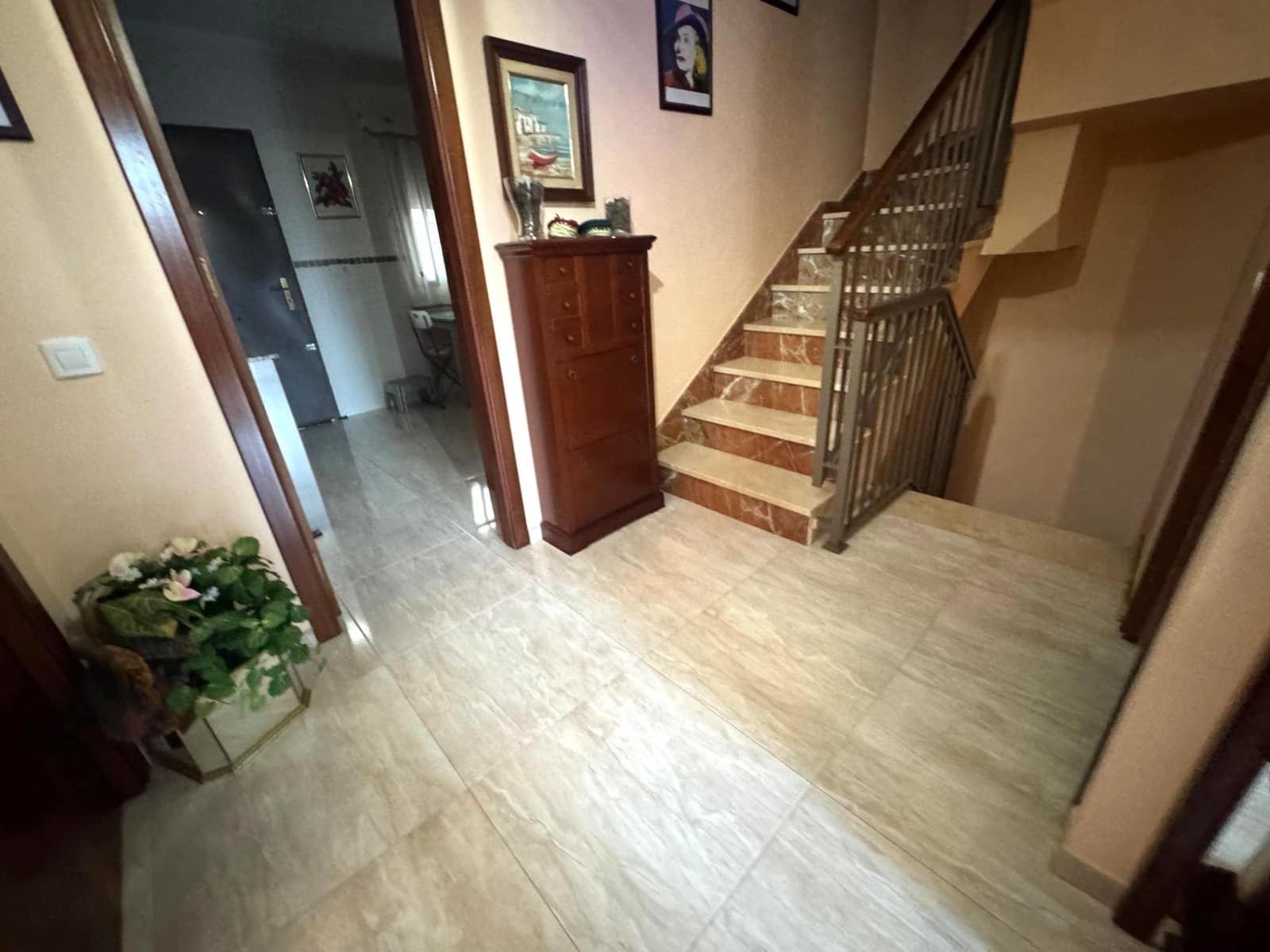 4 soverom Rekkehus til salgs i Punta Umbria med svømmebasseng garasje - € 399 900 (Ref: 9456595)