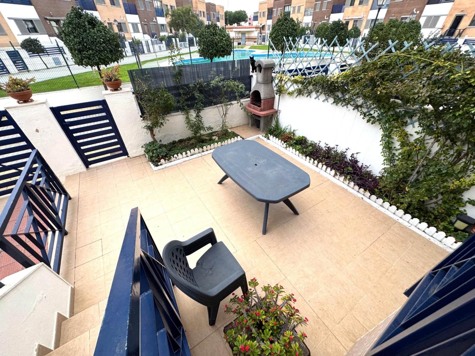 4 soverom Rekkehus til salgs i Punta Umbria med svømmebasseng garasje - € 399 900 (Ref: 9456595)