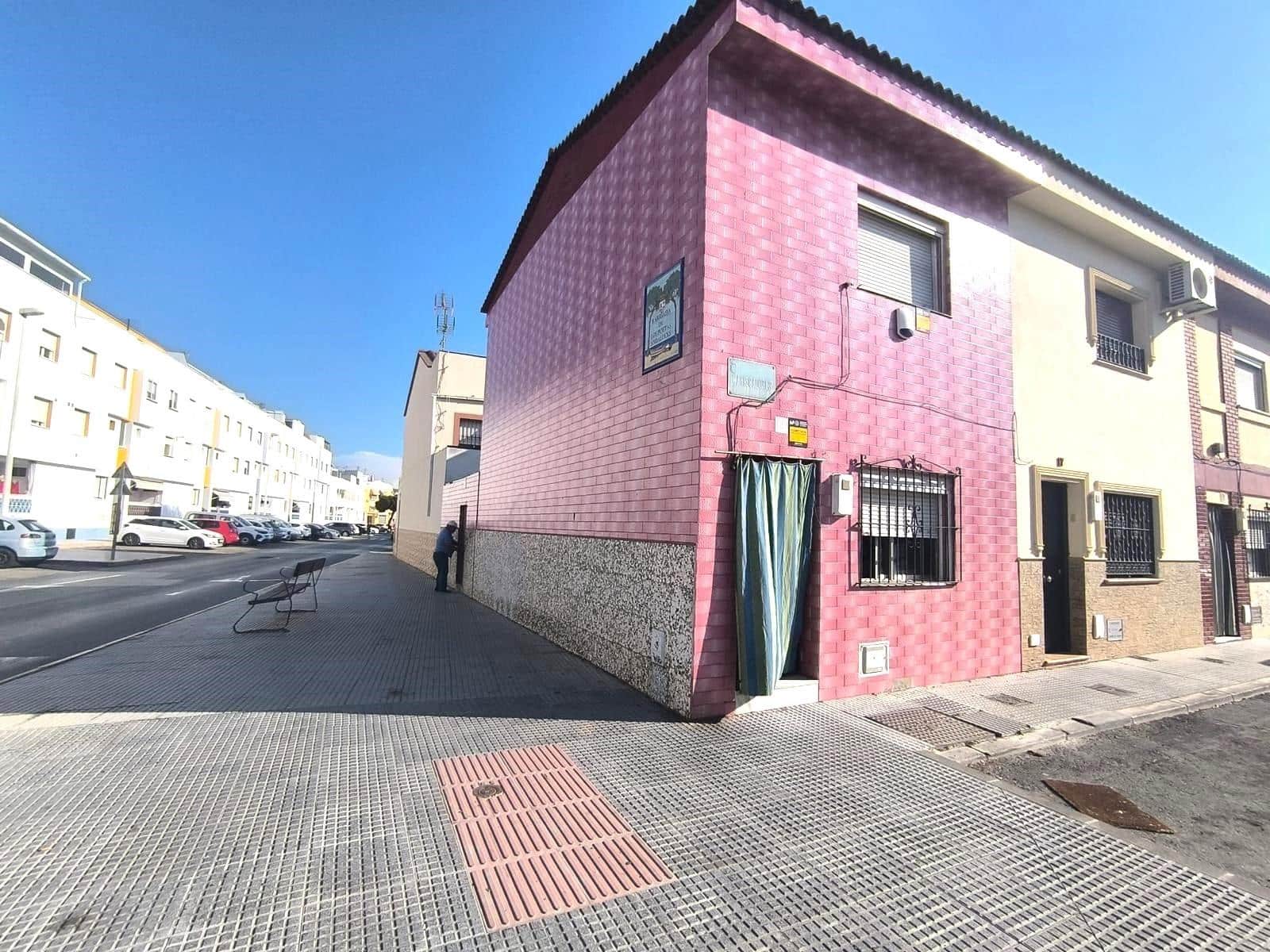 3 makuuhuone Rivitalo myytävänä paikassa Punta Umbria - 115 000 € (Ref: 9456603)