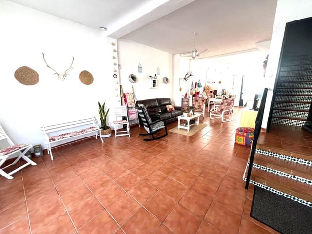 3 makuuhuone Rivitalo myytävänä paikassa El Portil, Punta Umbría - 239 900 € (Ref: 9456605)