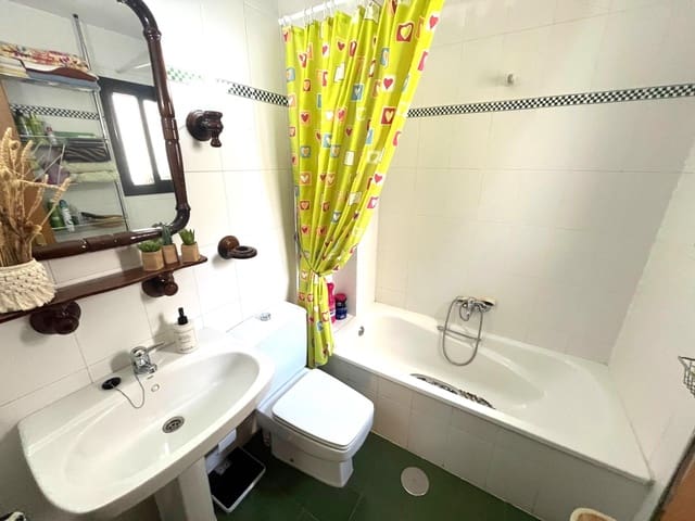 3 makuuhuone Rivitalo myytävänä paikassa El Portil, Punta Umbría - 239 900 € (Ref: 9456605)