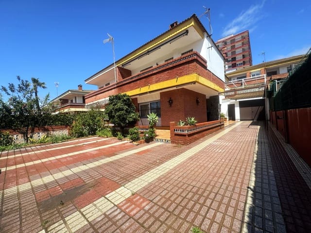 5 soverom Villa til salgs i Punta Umbría - € 465 000 (Ref: 9456611)