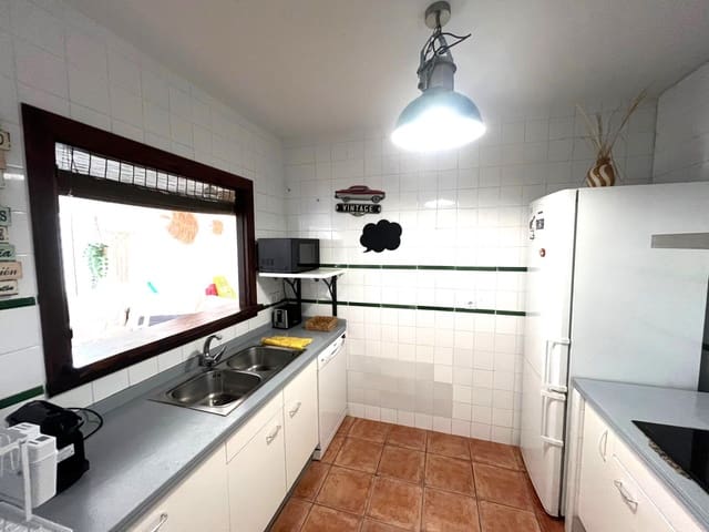 3 makuuhuone Ranta-asunto vuokrattavana paikassa Punta Umbría - 1 100 € (Ref: 9488422)