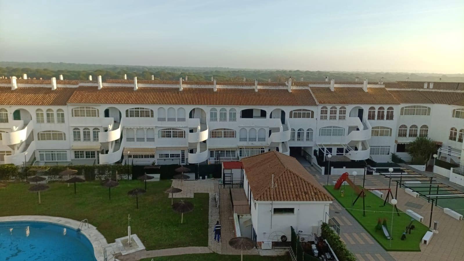 2 slaapkamer Flat te koop in Punta Umbria met zwembad - € 179.900 (Ref: 9533738)