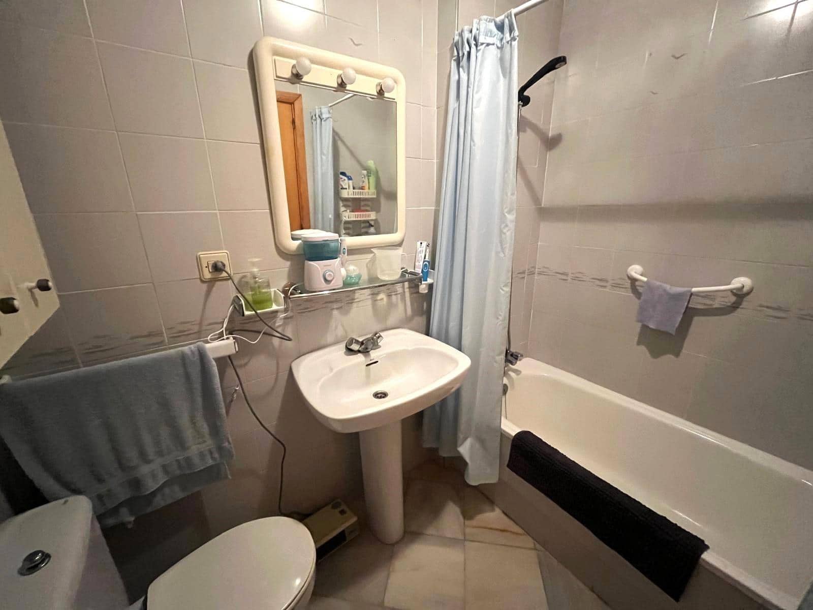 2 slaapkamer Flat te koop in Punta Umbria met zwembad - € 179.900 (Ref: 9533738)