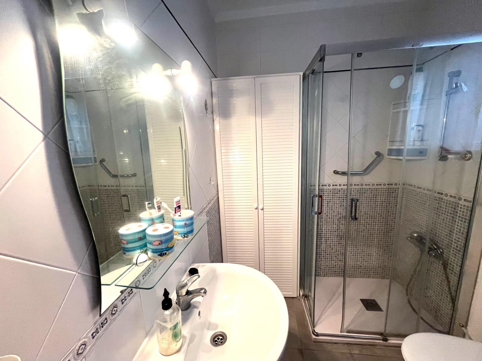 3 sypialnia Dom szeregowy na sprzedaż w Nuevo Portil z basenem garażem - 288 500 € (Ref: 9571172)