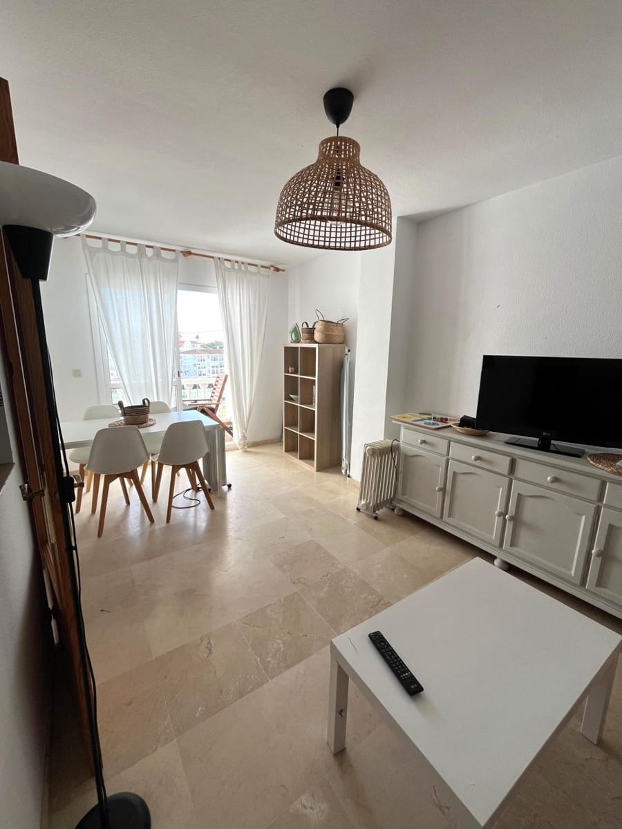 2 bedroom Apartment for rent in Nuevo Portil with pool garage - € 1,000 (Ref: 9586507)