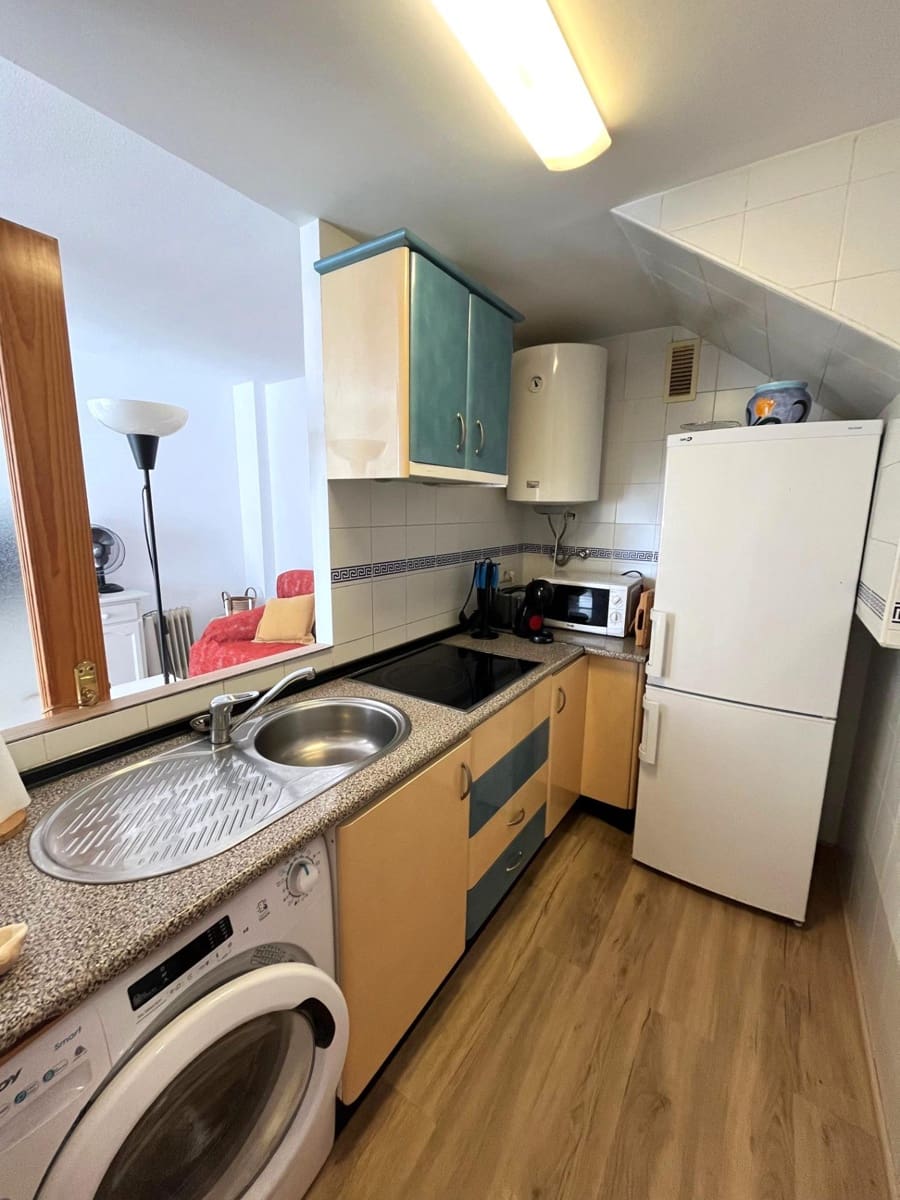 2 bedroom Apartment for rent in Nuevo Portil with pool garage - € 1,000 (Ref: 9586507)