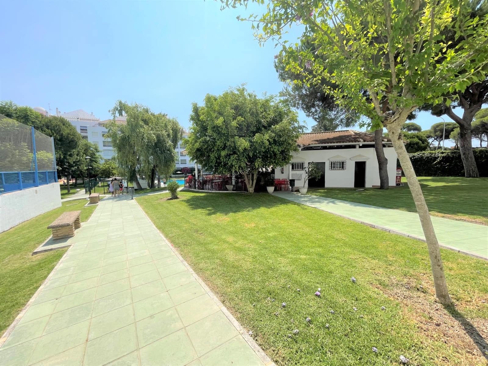 2 bedroom Apartment for rent in Nuevo Portil with pool garage - € 1,000 (Ref: 9586507)