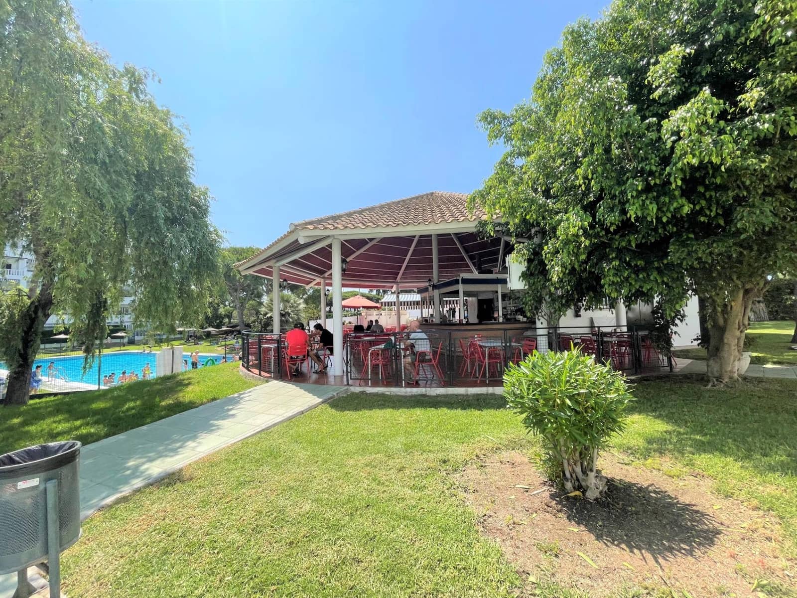 2 bedroom Apartment for rent in Nuevo Portil with pool garage - € 1,000 (Ref: 9586507)