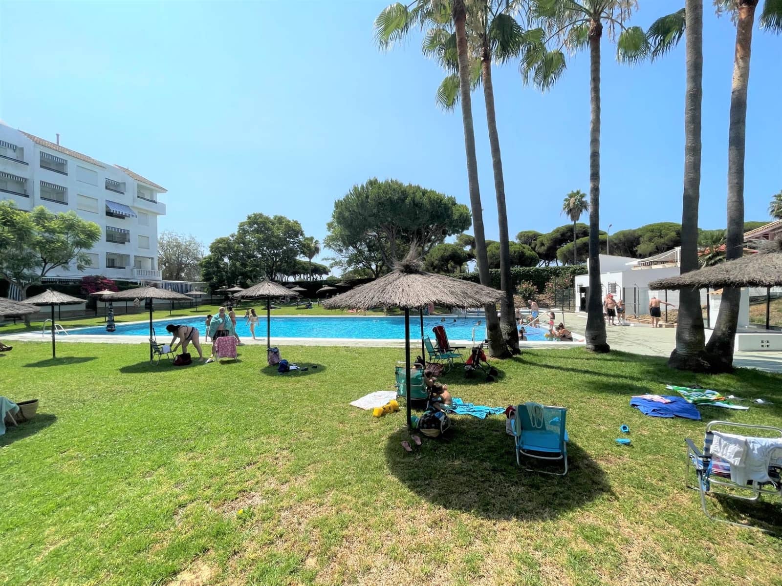 2 bedroom Apartment for rent in Nuevo Portil with pool garage - € 1,000 (Ref: 9586507)