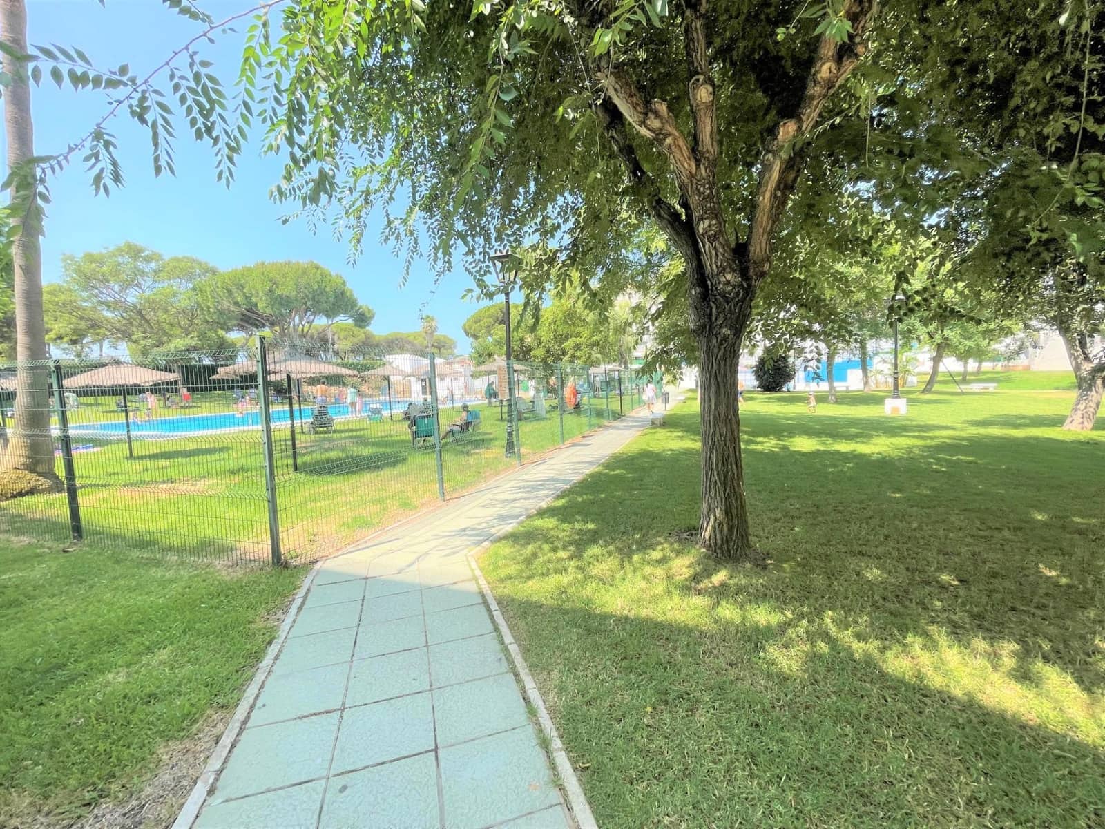 2 bedroom Apartment for rent in Nuevo Portil with pool garage - € 1,000 (Ref: 9586507)