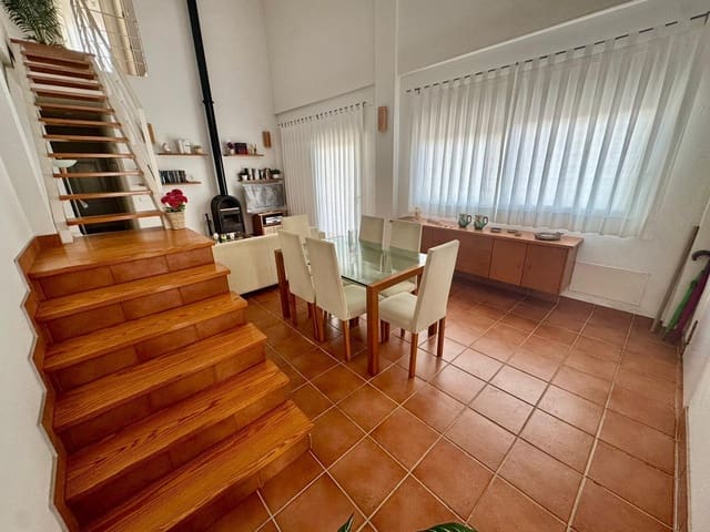 4 Zimmer Villa zu verkaufen in Punta Umbría mit Garage - 775.000 € (Ref: 9591288)