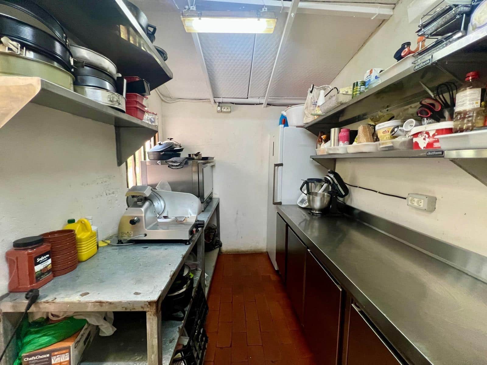 Biznes do wynajęcia w Polop - 1 100 € (Ref: 10005678)