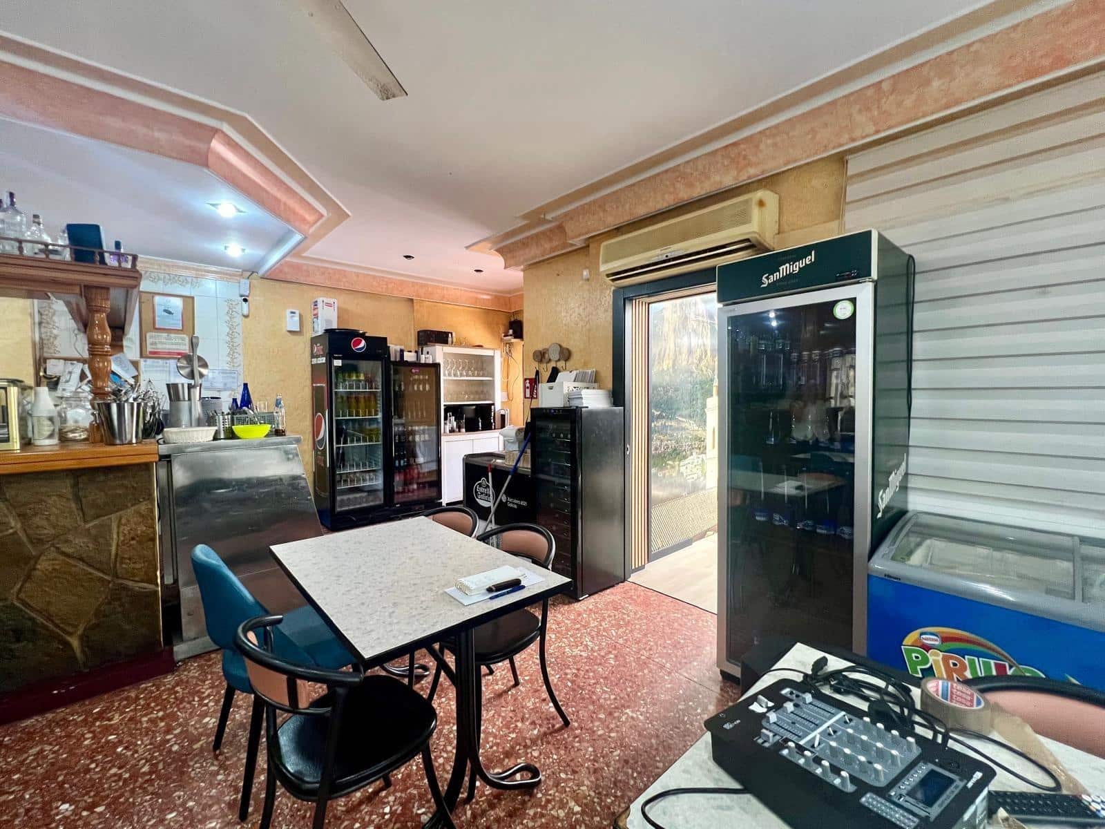 Biznes do wynajęcia w Polop - 1 100 € (Ref: 10005678)