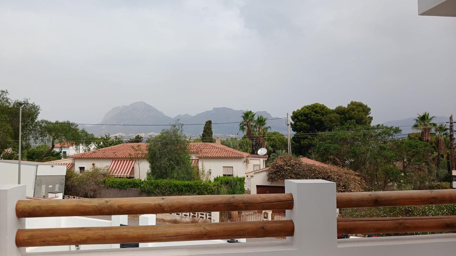 Chalet de 4 habitaciones en Albir en venta con piscina garaje - 1.195.000 € (Ref: 10005679)