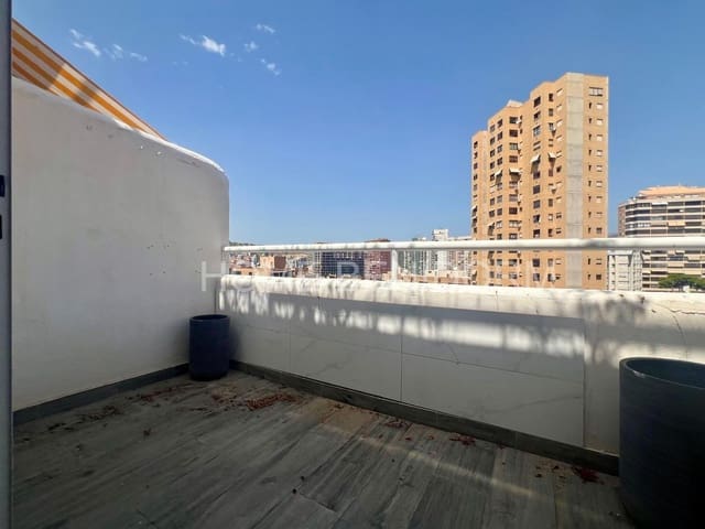 2 soveværelse Lejlighed til salg i Benidorm med swimmingpool - € 260.000 (Ref: 10011517)