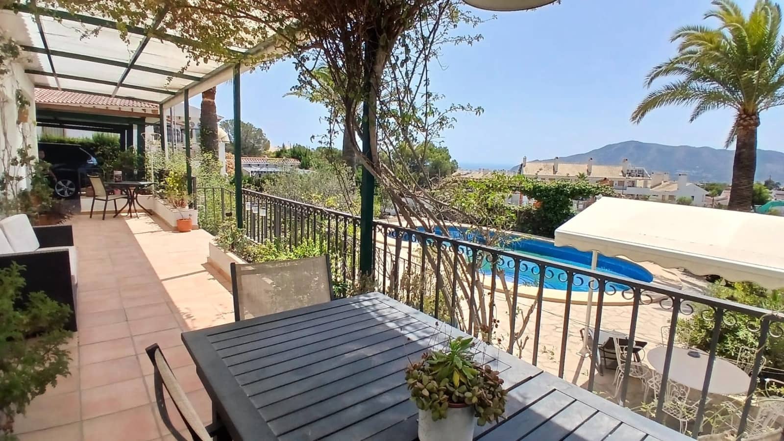 6 soveværelse Villa til salg i Alfaz del Pi / L'Alfas del Pi med swimmingpool - € 850.000 (Ref: 10017568)