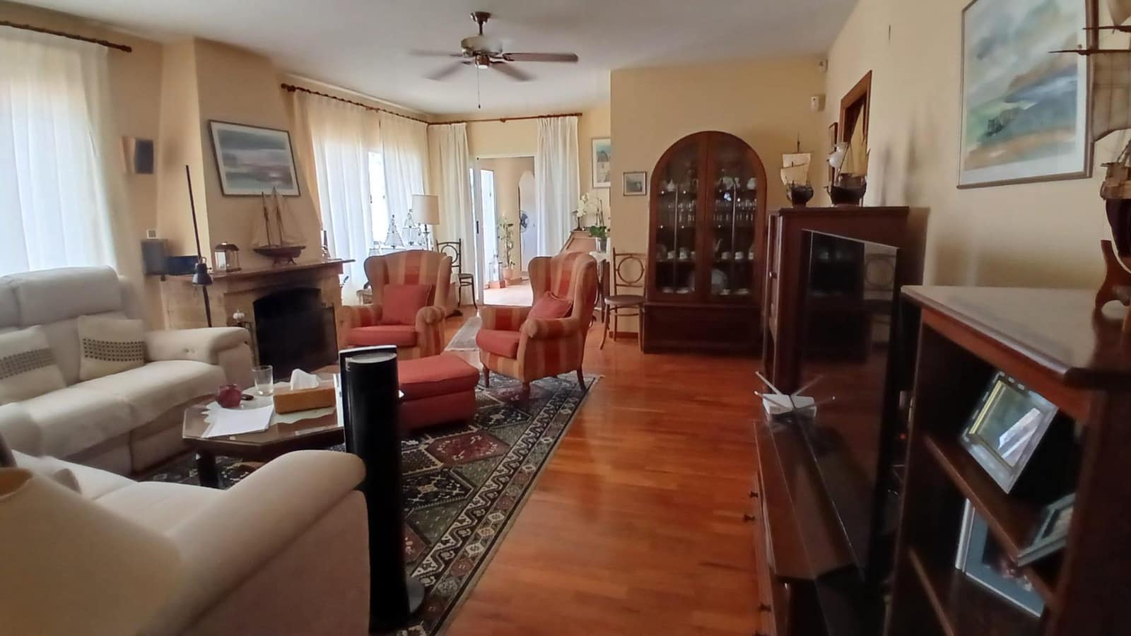 6 soveværelse Villa til salg i Alfaz del Pi / L'Alfas del Pi med swimmingpool - € 850.000 (Ref: 10017568)